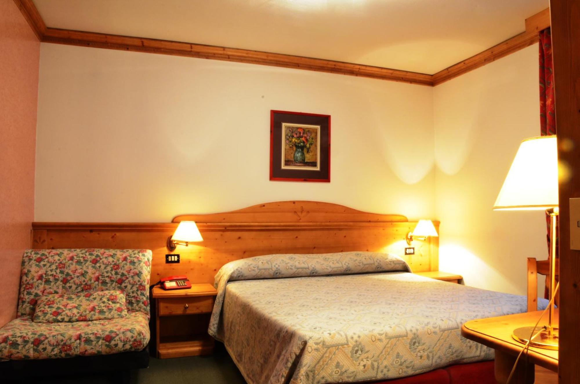 Hotel Alpi - Foza Habitación foto